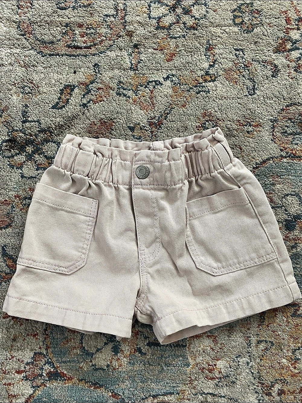 H&M Girls Pink Shorts Size 2T Like New